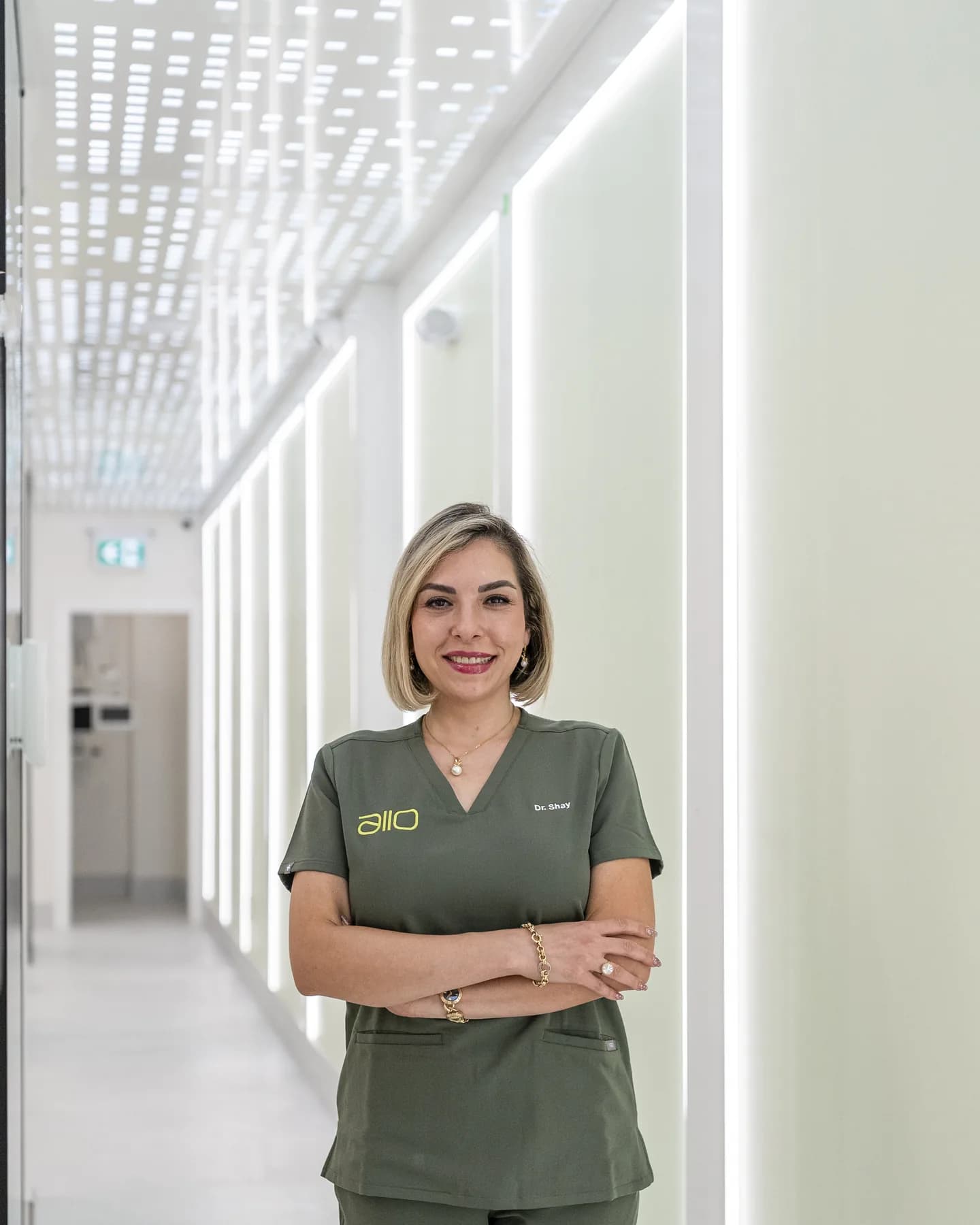 Portrait of Dr. Shay Rahmatian in the clinic corridor